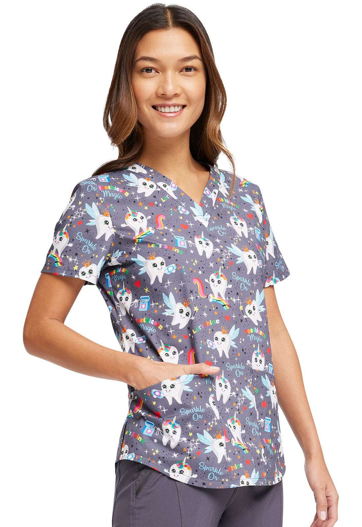 Cherokee Prints V-Neck Print Top in Toothicorn Magic CK652 TCMG